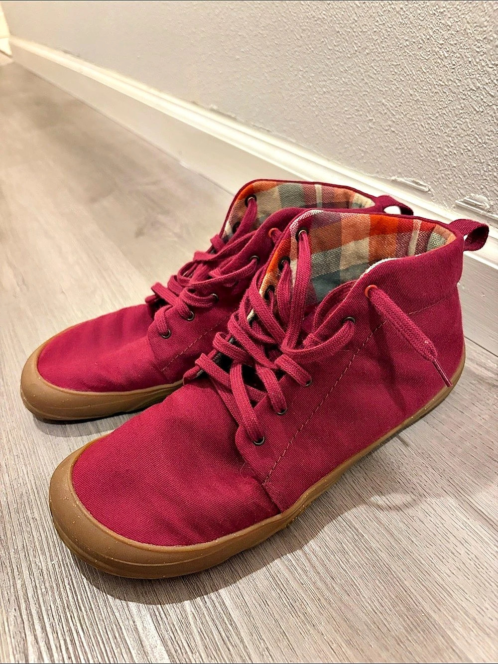 Wildling Shoes size 42 / US W 10
